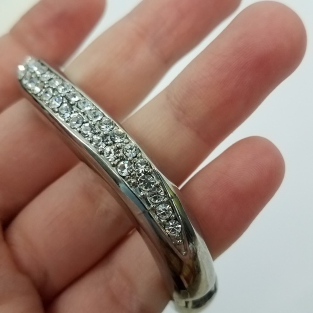 Rhinestone Swirl Cuff Ruffle Asymmetrical Silver - Picture 7 of 8